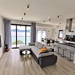 Apartment P1 Beachfront One Bedroom