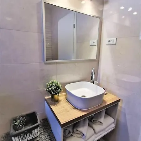 Apartment P1 Beachfront One Bedroom Rogoznica (Sibenik-Knin)